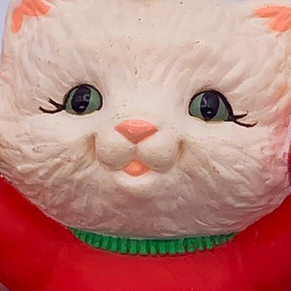 1993 Hallmark Keepsake Super Sister Cheerleader Cat QX554-5 Tree Ornament in Box - Picture 2 of 6